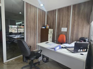 Nave industrial 1600 m2 en Alquiler en Parque Industrial Hudson
