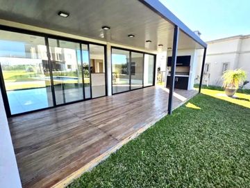 Casa en Alquiler de 5 ambientes en Barrio El Molino, Haras Santa Maria, Escobar. GBA Norte