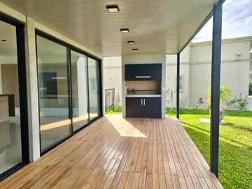 Casa en Alquiler de 5 ambientes en Barrio El Molino, Haras Santa Maria, Escobar. GBA Norte