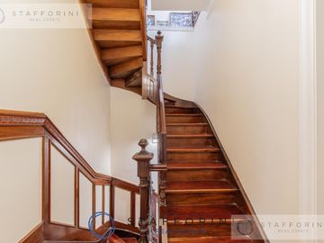 Alquiler casa en Belgrano, 8 ambientes, pileta, terraza, parrilla