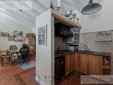 Alquiler casa en Belgrano, 8 ambientes, pileta, terraza, parrilla