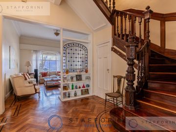 Alquiler casa en Belgrano, 8 ambientes, pileta, terraza, parrilla