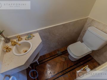 Alquiler casa en Belgrano, 8 ambientes, pileta, terraza, parrilla