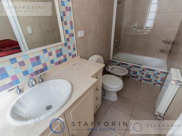 Alquiler casa en Belgrano, 8 ambientes, pileta, terraza, parrilla