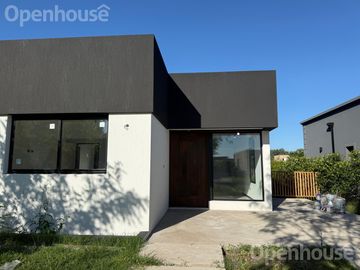 Venta Casa en  EL BARRIO DE SAN PABLO. Excelente ubicación!!