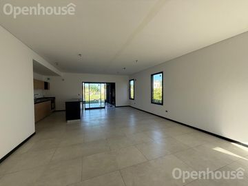 Venta Casa en  EL BARRIO DE SAN PABLO. Excelente ubicación!!