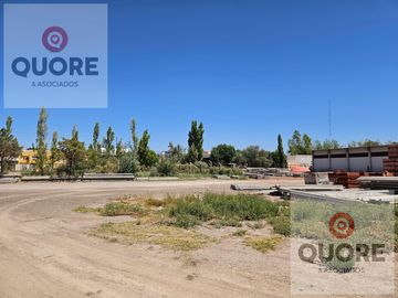 ALQUILER 3 Galpones más 6.300m2 de Predio libre en Cipolletti