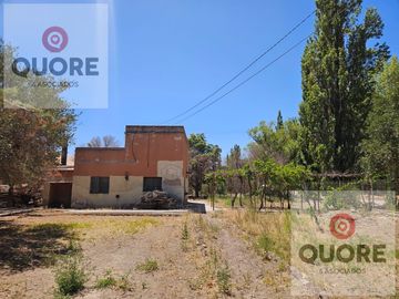 ALQUILER 3 Galpones más 6.300m2 de Predio libre en Cipolletti