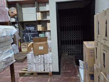Local comercial en alquiler en pleno Once