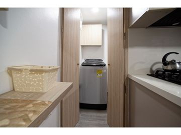 Alquilo apartamento amoblado en Medellín barrio Calazans