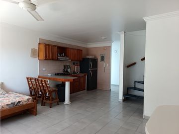 VENTA DE APARTAMENTO DÚPLEX EN BELLO HORIZONTE, SANTA MARTA