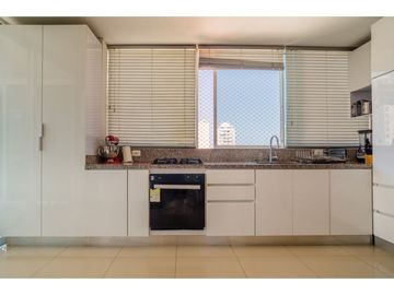 APARTAMENTO MODERNO CON VISTA AL MAR EN VENTA - EL PRADO, SANTA MARTA