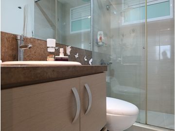 APARTAMENTO CON VISTA AL MAR EN VENTA - BELLO HORIZONTE, SANTA MARTA