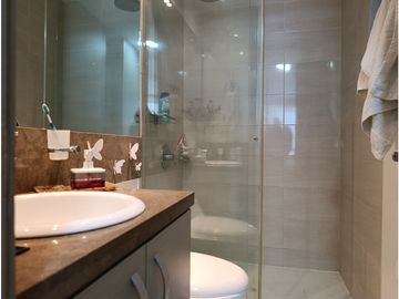 APARTAMENTO CON VISTA AL MAR EN VENTA - BELLO HORIZONTE, SANTA MARTA