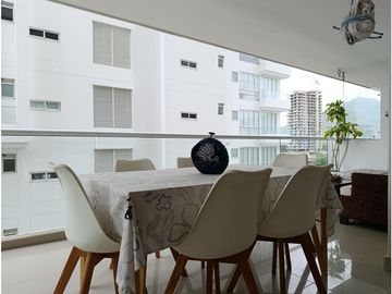 APARTAMENTO CON VISTA AL MAR EN VENTA - BELLO HORIZONTE, SANTA MARTA
