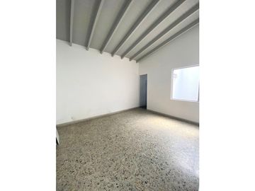 Casa Unifamiliar en Arriendo en Conquistadores, Medellín