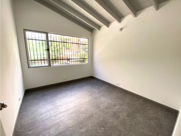 Casa Unifamiliar en Arriendo en Conquistadores, Medellín