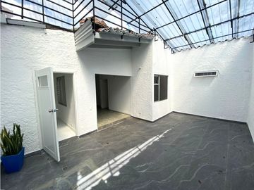 Casa Unifamiliar en Arriendo en Conquistadores, Medellín