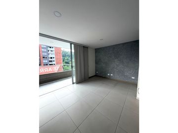 Apartaestudio en Arriendo en Los Colores, Medellín