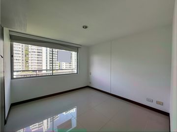EN ARRIENDO APARTAMENTO EN EL POBLADO SECTOR LOMA DEL INDIO