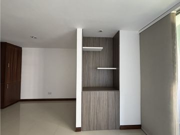 EN ARRIENDO APARTAMENTO EN EL POBLADO SECTOR LOMA DEL INDIO