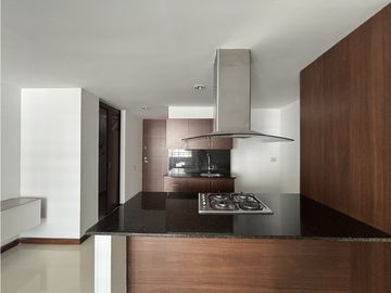 EN ARRIENDO APARTAMENTO EN EL POBLADO SECTOR LOMA DEL INDIO
