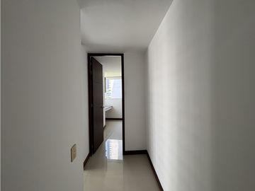 EN ARRIENDO APARTAMENTO EN EL POBLADO SECTOR LOMA DEL INDIO