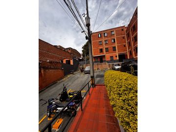 Alquilo apartamento en campovaldez