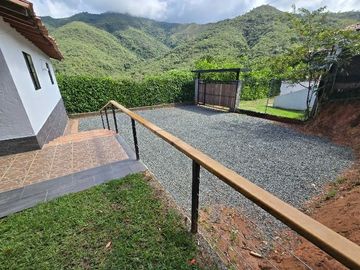 CASA FINCA EN VENTA EN SAN JERONIMO - EL HATO (LV)