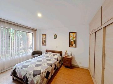 CASA DE 296m2 EN VENTA - SABANETA - CAÑAVEALEJO (LV)