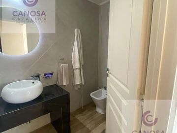 VENTA HERMOSA CASA EN EL REBENQUE