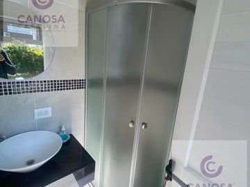 VENTA HERMOSA CASA EN EL REBENQUE