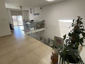 Casa en Venta Cumbres del Lago Juriquilla, 3recs., Estudio. Cto de Servicio