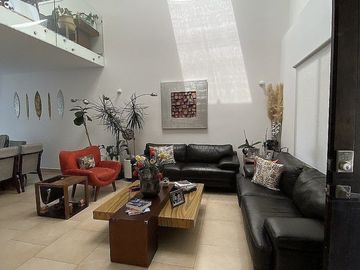 Casa en Venta Cumbres del Lago Juriquilla, 3recs., Estudio. Cto de Servicio