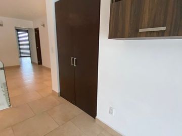 Casa en renta Juriquilla Triana, Cumbres del Lago, 3 recámaras con baño