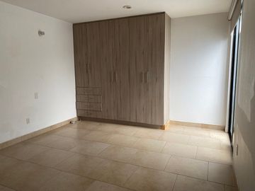 Casa en renta Juriquilla Triana, Cumbres del Lago, 3 recámaras con baño