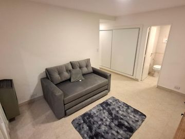 Departamento en venta de un ambiente en planta bajan, zona guemes