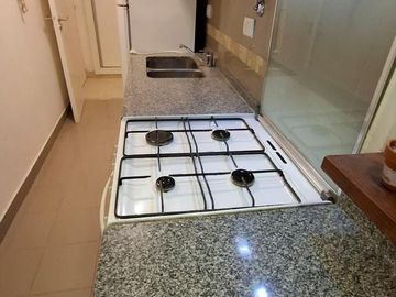 Departamento en venta de un ambiente en planta bajan, zona guemes