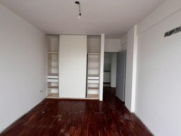 VENTA DEPARTAMENTO 1 DORM CON BALCON - CALLE 3 entre 61 y 62- LA PLATA