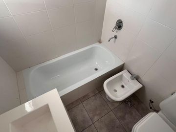VENTA DEPARTAMENTO 1 DORM CON BALCON - CALLE 3 entre 61 y 62- LA PLATA
