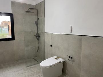 Venta Casa de 3 Dormitorios en Los Pasos Del Jockey 4