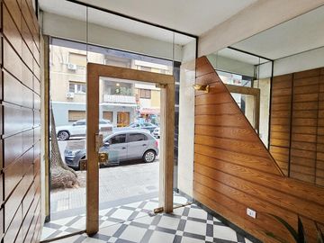 Excelente 3 ambientes al frente muy luminoso impecable