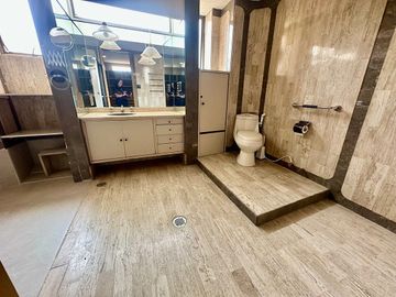 Polanco venta amplio y céntrico departamento para remodelar !!