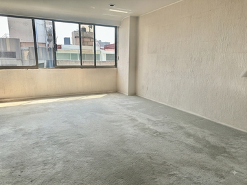 Polanco venta amplio y céntrico departamento para remodelar !!