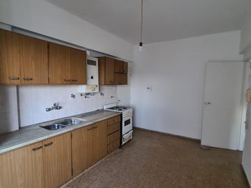 Departamento 2 dorm p/ escalera 2 baños en Cofico