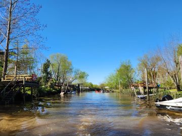 OPORTUNIDAD en Tigre , 3 CABAÑAS  + Domo Rio Sarmiento a 5 min Puerto de Frutos