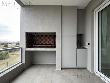 Alquiler Departamento 4 Amb con Vista al Golf  y Cochera en Pilará, La Calesa