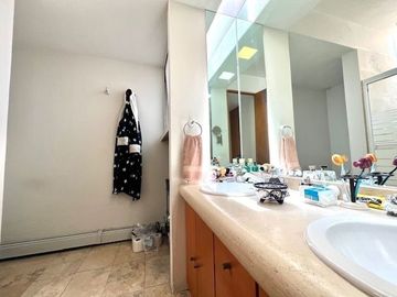 CASA EN VENTA o RENTA en LOMAS DEL SOL, INTERLOMAS CON SEGURIDAD 24 hrs