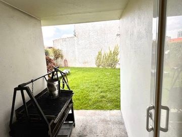 CASA EN VENTA o RENTA en LOMAS DEL SOL, INTERLOMAS CON SEGURIDAD 24 hrs