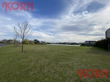 Lote al lago central Barrio Virazon Nordelta